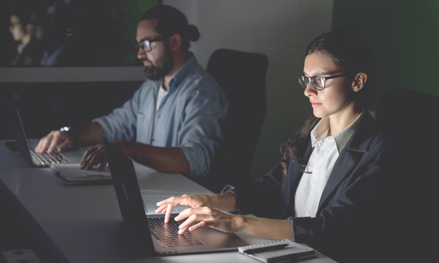 Praktische Anwendung von Forschungsmethoden in der Investment-Analyse